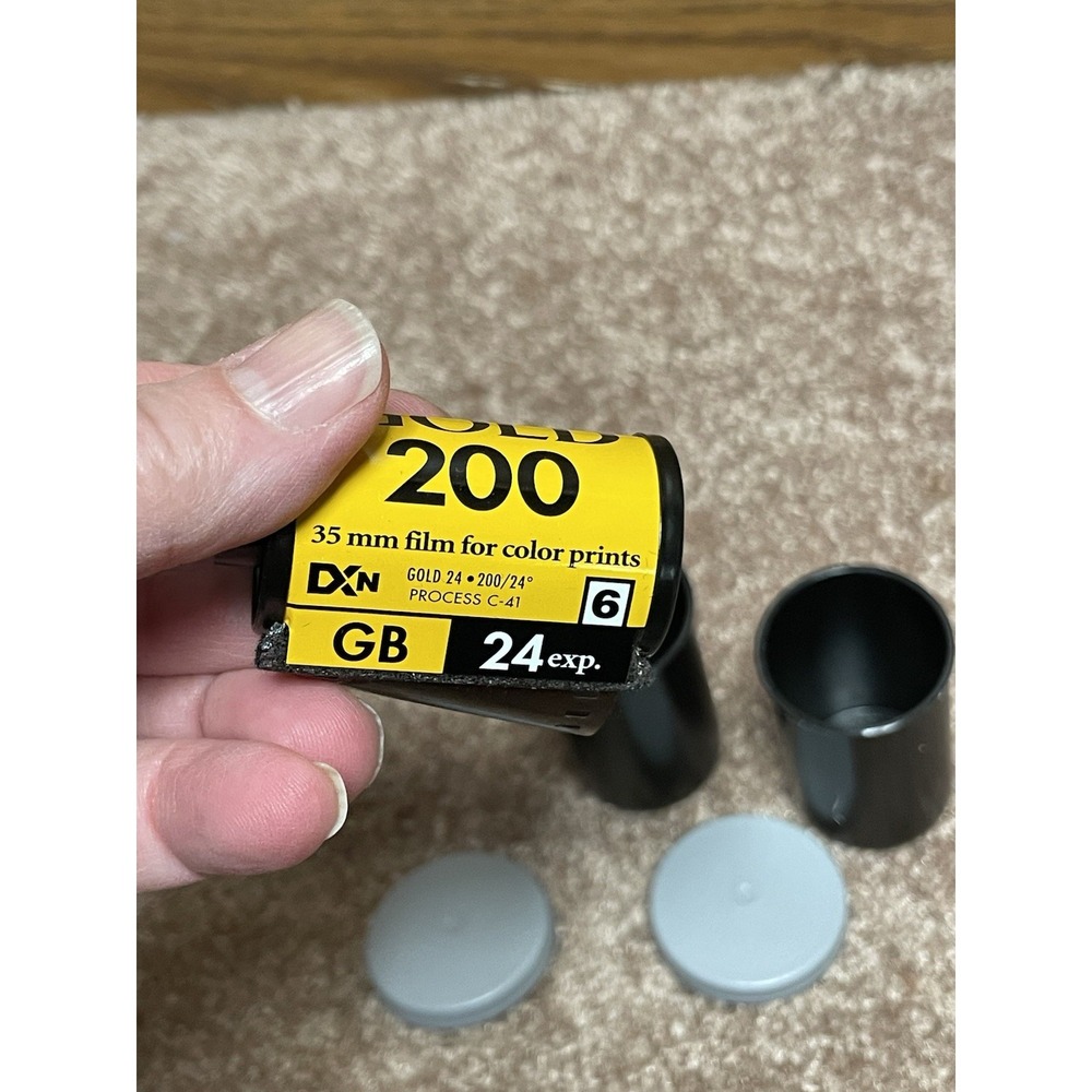 Kodak Gold 200 Film 35 mm 24 Exposures New For Color Prints 2 Rolls - Picture 3 of 5